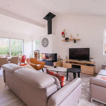 Villa Maison De Charme A Plage, 8 Pers, Proche Ocean, Jardin Spacieux, Terrasse, Annexe. - Fr-1-877-40