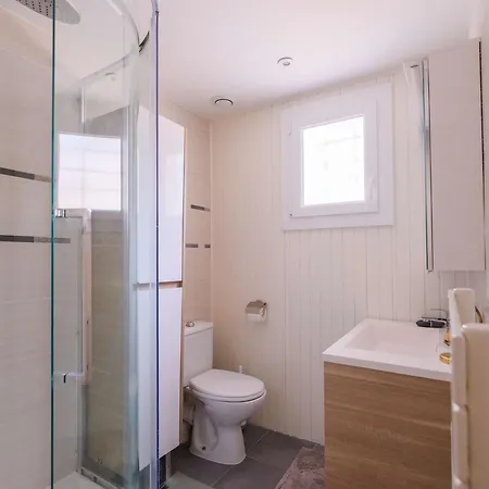 Maison De Charme A Plage, 8 Pers, Proche Ocean, Jardin Spacieux, Terrasse, Annexe. - Fr-1-877-40 Villa *